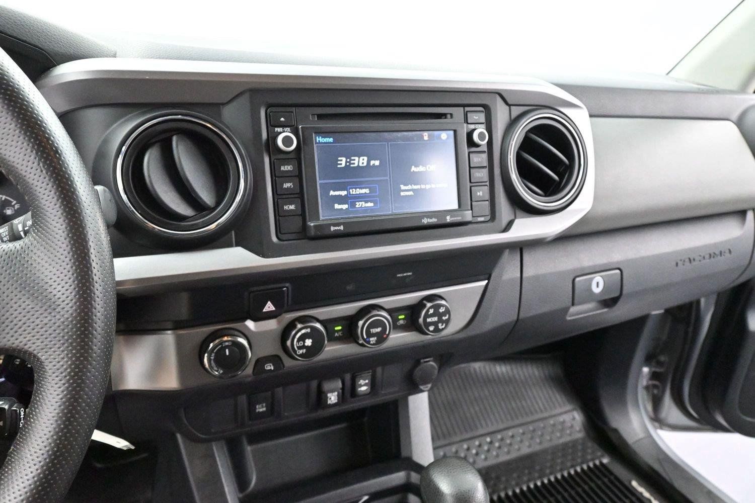 Used 2019 Toyota Tacoma SR5 AWD/4WD image 17