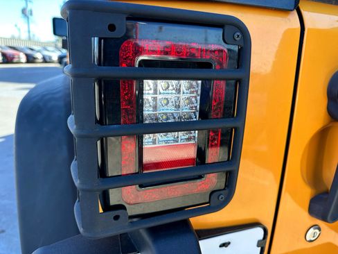 Used 2012 Jeep Wrangler Unlimited Sport image 28