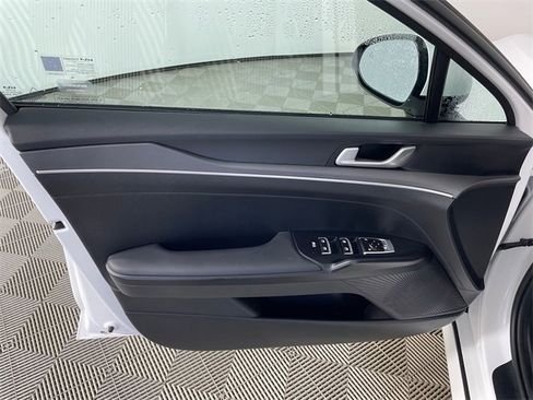 Certified 2025 Kia K5 LXS image 15