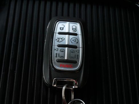 Used 2024 Chrysler Pacifica Touring-L w/ Uconnect Theater Family Group image 32