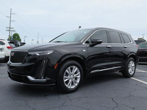 Certified 2024 Cadillac XT6 Luxury FWD image 6