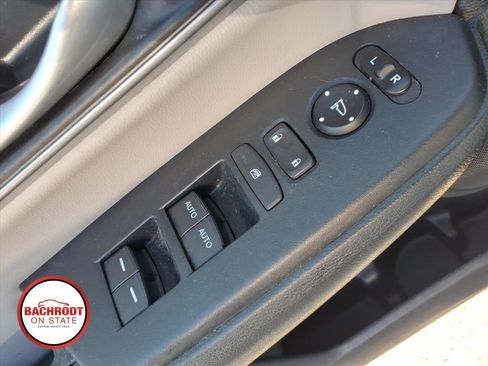 Used 2017 Honda CR-V EX-L image 16