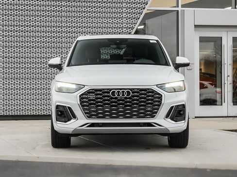 Certified 2025 Audi Q5 2.0T Premium Plus w/ Premium Plus Package image 32