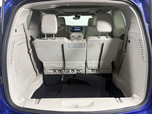 Used 2021 Chrysler Pacifica Limited w/ Premium & Safety Sphere Group image 21