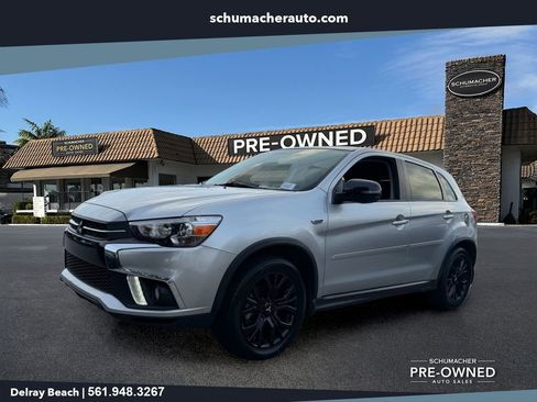 Used 2018 Mitsubishi Outlander Sport LE FWD image 3