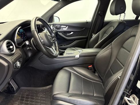 Used 2022 Mercedes-Benz GLC 300 4MATIC image 13