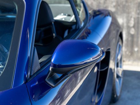 Used 2025 Porsche 718 Cayman GTS RWD image 17