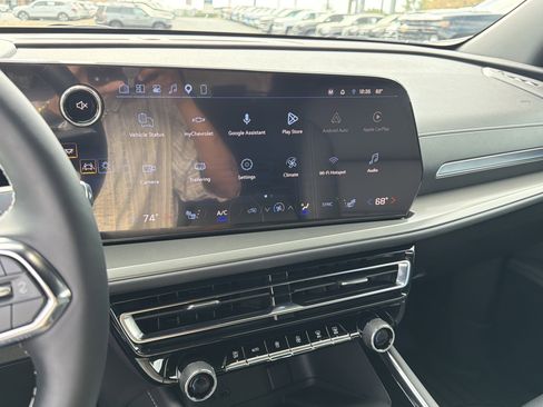 Used 2026 Chevrolet Traverse LT w/ Midnight/Sport Edition image 28