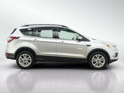 Used 2018 Ford Escape SEL AWD/4WD image 6