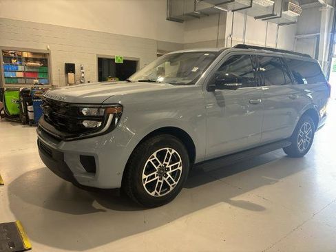 Certified 2025 Ford Expedition Max Active AWD/4WD image 1