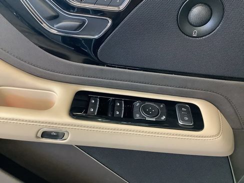 Used 2020 Lincoln Aviator Reserve w/ Equipment Group 201A AWD/4WD image 22