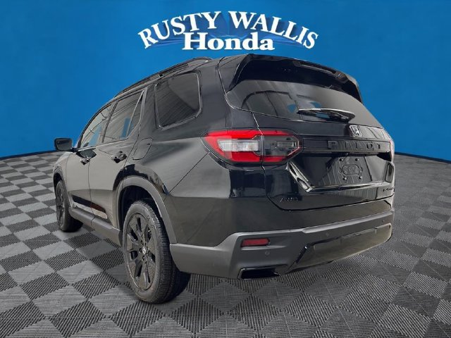 New 2026 Honda Pilot Black Edition image 5