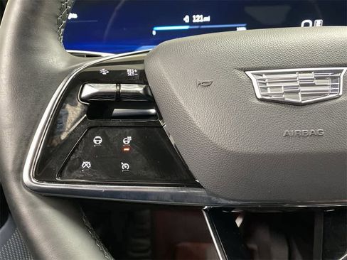 Certified 2025 Cadillac Lyriq Luxury w/ LPO, Floor Liner Package image 21