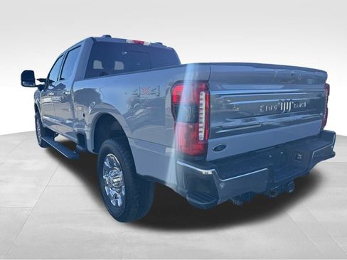 Used 2025 Ford F350 King Ranch image 12