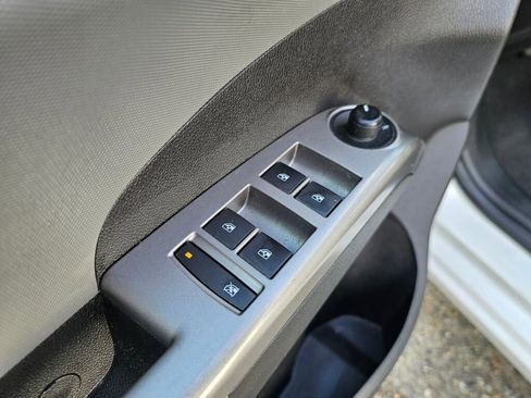 Used 2019 Chevrolet Sonic Premier image 27