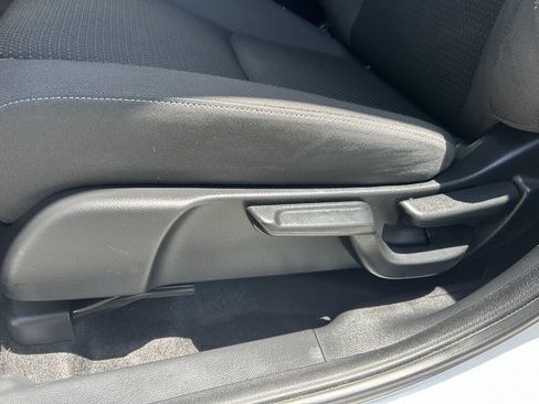 Used 2022 Honda HR-V EX image 24