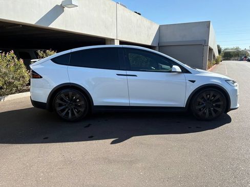 Used 2022 Tesla Model X Plaid AWD/4WD image 4