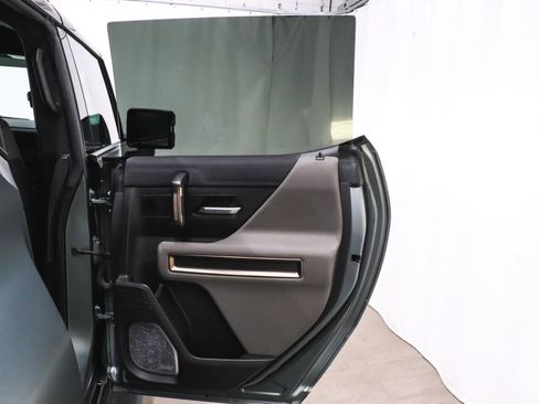 Used 2024 GMC Hummer EV 3X image 15
