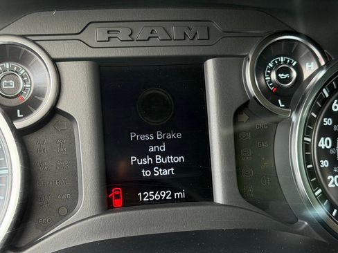 Used 2019 RAM 2500 Tradesman AWD/4WD image 23
