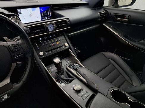 Used 2017 Lexus IS 350 F Sport image 25