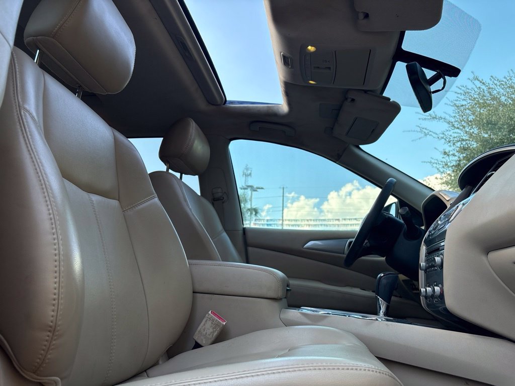 Used 2017 Nissan Pathfinder SL w/ SL Premium Package FWD image 24