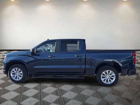 Used 2022 Chevrolet Silverado 1500 Custom image 8