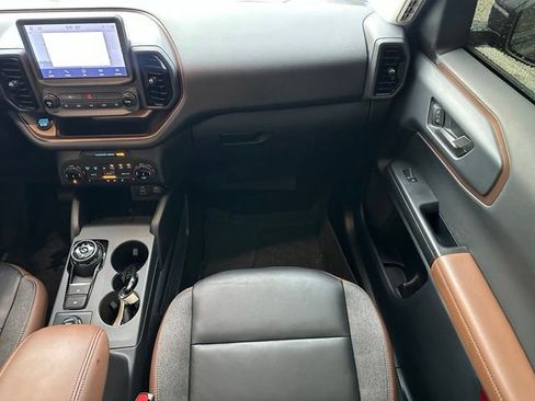 Used 2023 Ford Bronco Sport Outer Banks w/ Tech Package AWD/4WD image 13