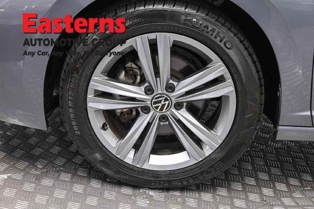 Used 2024 Volkswagen Jetta SE FWD image 33