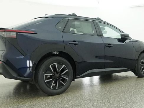 New 2026 Toyota bZ FWD image 25