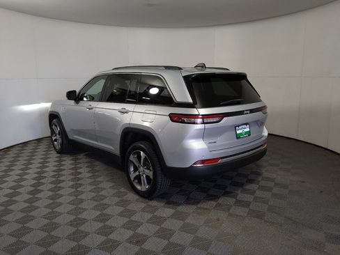 Used 2022 Jeep Grand Cherokee Limited 4xe AWD/4WD image 5