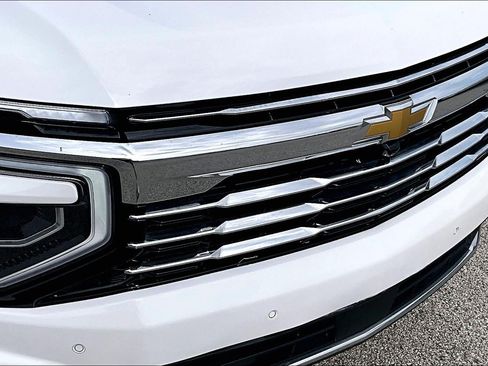 Used 2025 Chevrolet Tahoe LT AWD/4WD image 31