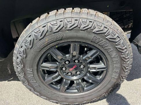 New 2026 GMC Sierra 1500 AT4X AWD/4WD image 12