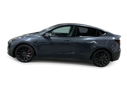 Certified 2023 Tesla Model Y Performance AWD/4WD image 3