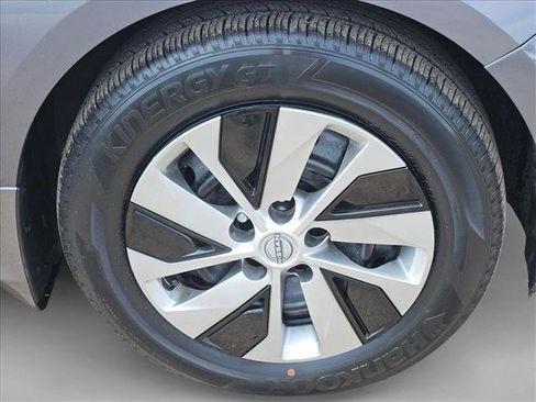 Certified 2025 Nissan Altima 2.5 S FWD image 24