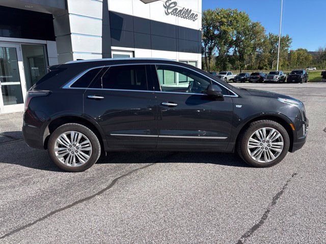 Used 2019 Cadillac XT5 Premium Luxury w/ Driver Assist Package AWD/4WD image 4