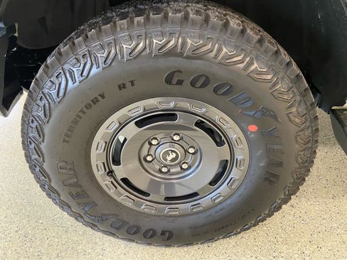 New 2025 Ford Bronco Outer Banks w/ Sasquatch Package image 11