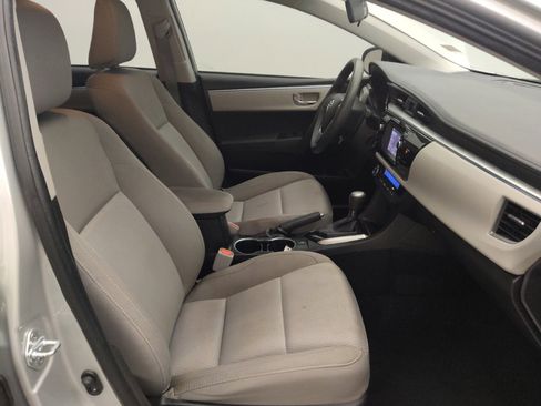 Used 2016 Toyota Corolla LE image 21