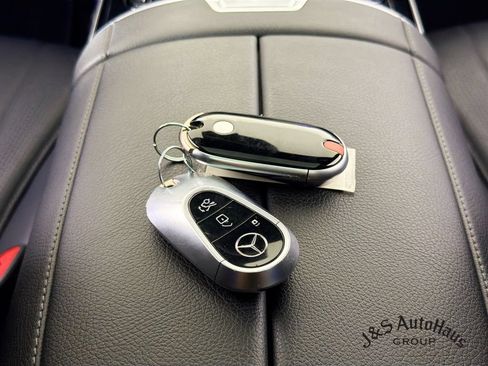 Used 2023 Mercedes-Benz S 500 4MATIC image 41