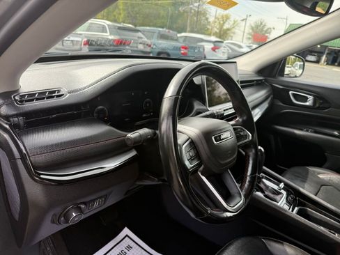 Used 2022 Jeep Compass Trailhawk w/ Trailhawk Elite Group image 12