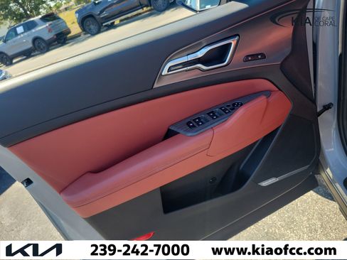 Certified 2023 Kia Sportage SX FWD image 18