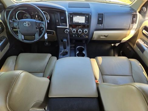 Used 2019 Toyota Sequoia Limited image 18