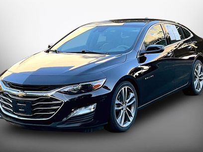 Used 2025 Chevrolet Malibu LT