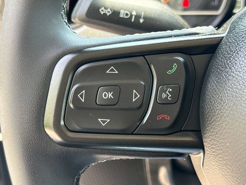 Used 2025 Jeep Wrangler Unlimited Sport AWD/4WD image 30