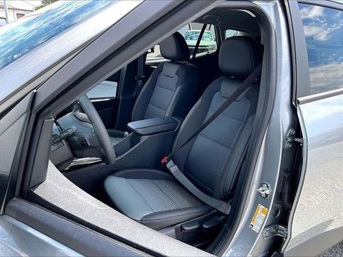New 2026 Chevrolet Trax LT FWD image 10
