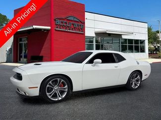 Used 2020 Dodge Challenger R/T RWD video 1
