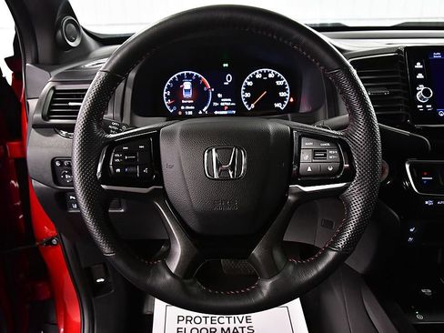 Used 2025 Honda Ridgeline Black Edition image 18