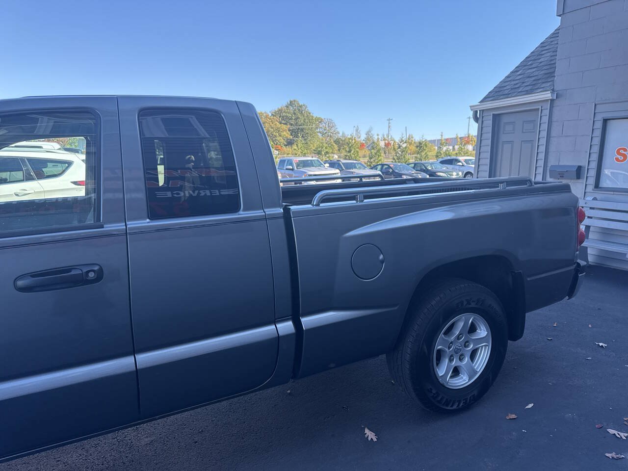 Used 2006 Dodge Dakota SLT w/ Trailer Tow Group AWD/4WD image 5