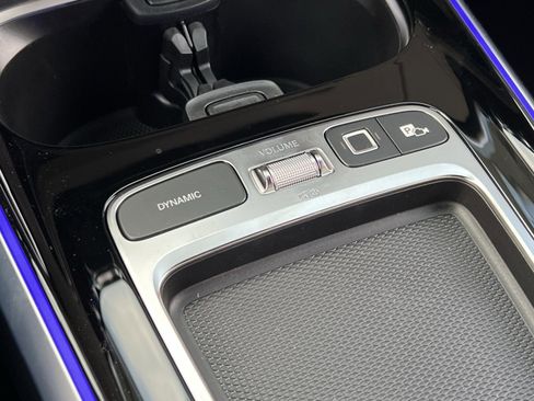 New 2026 Mercedes-Benz GLB 250 4MATIC image 32