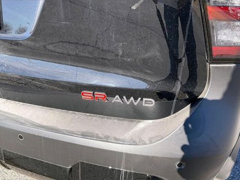 New 2026 Nissan Kicks SR w/ Cold Weather Package image 9