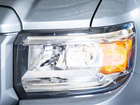 Used 2022 GMC Canyon Elevation w/ Trailering Package image 13